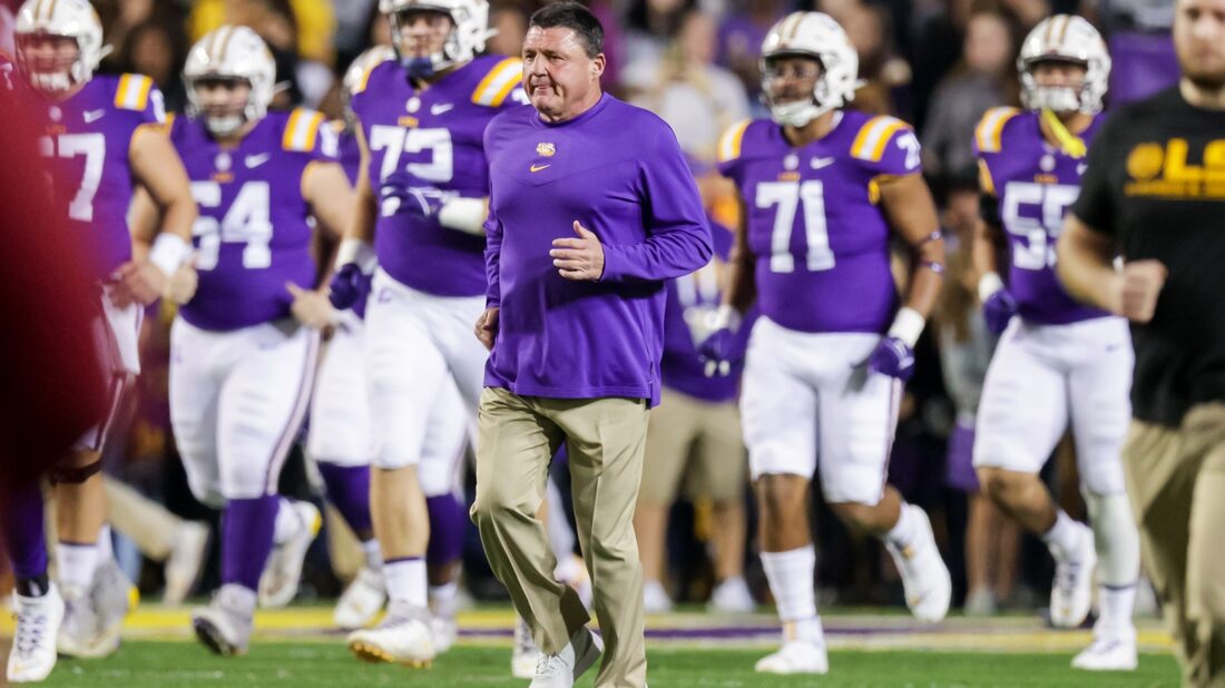 LSU scores in final minute to top #15 Texas A&amp;M