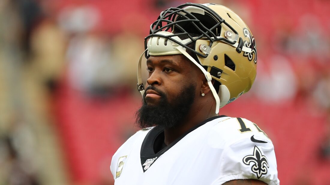 Report: Dolphins pursuing LT Terron Armstead