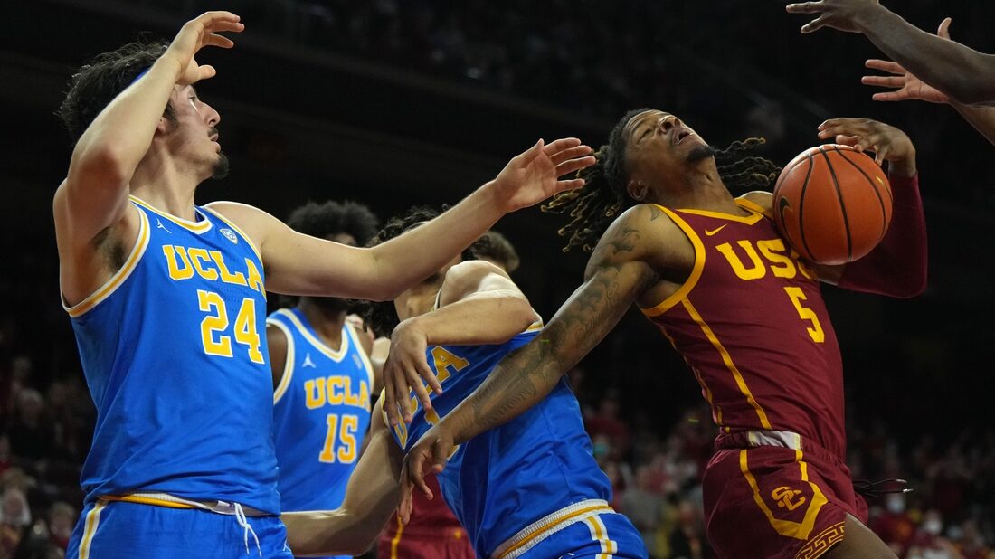 #16 USC, #17 UCLA square off in battle for Los Angeles