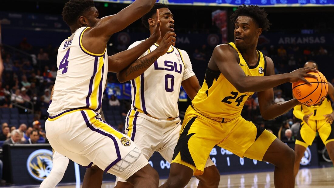 LSU smothers Missouri early, advances in SEC tournament