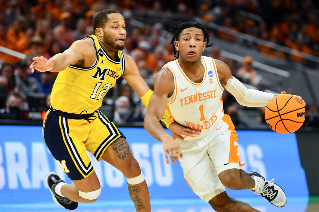 Tennessee frosh Kennedy Chandler declares for draft